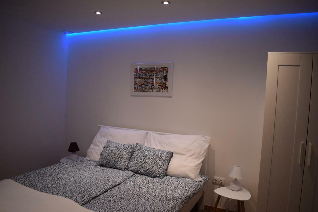 Buborek Apartman Tata Zewnętrze zdjęcie