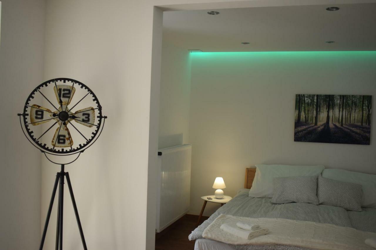 Buborek Apartman Tata Zewnętrze zdjęcie